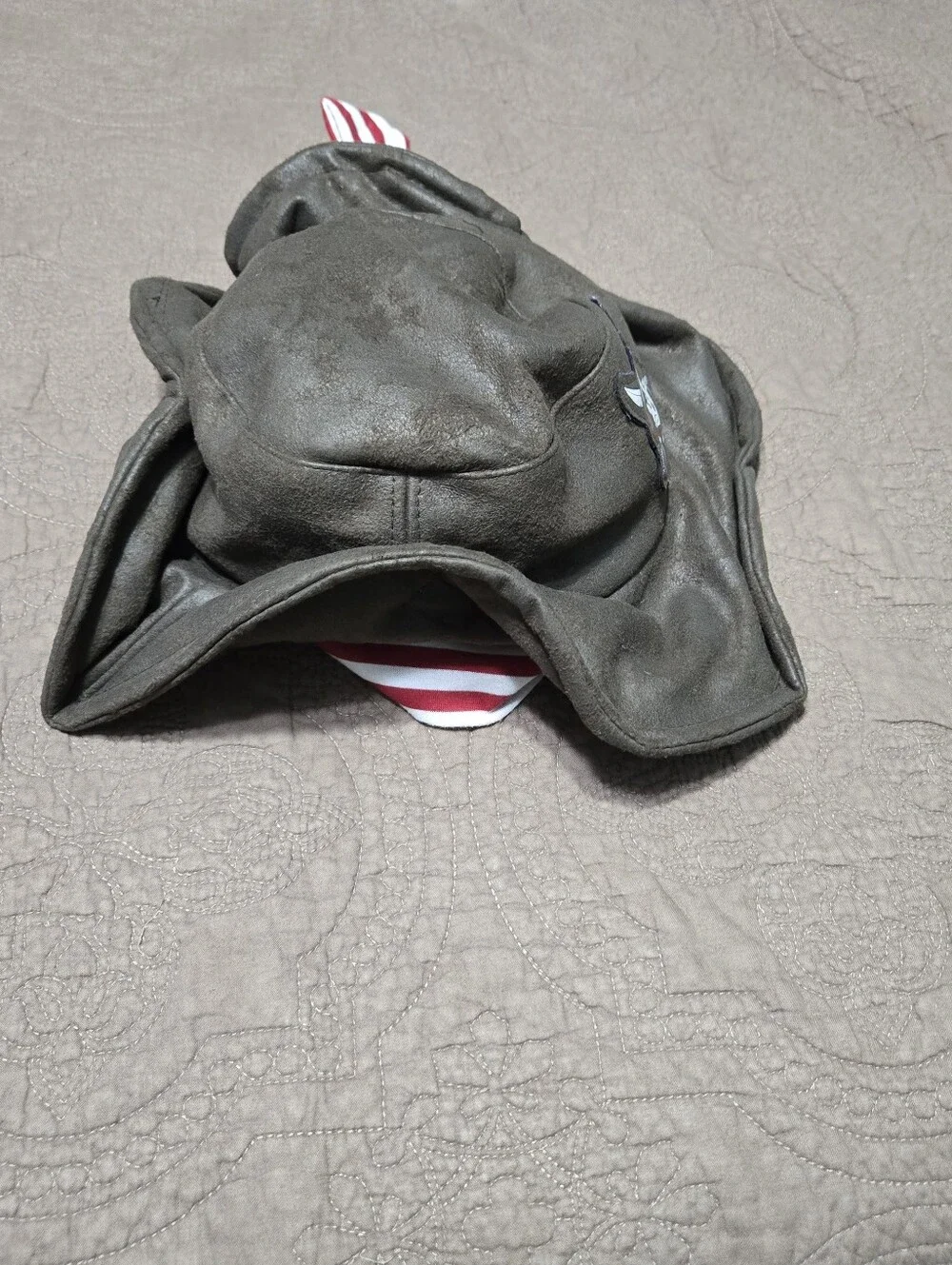 NEW Disney Pirates of the Caribbean hat, captain mickey, costume hat, Youth OS